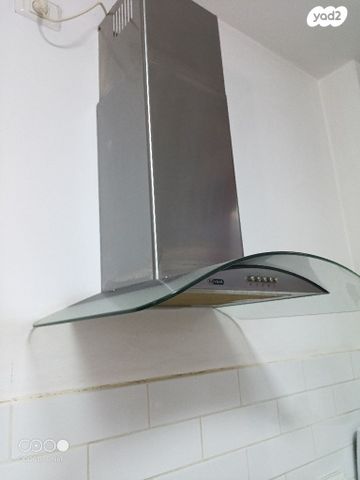 קולט אדים