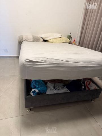 מיטה וחצי