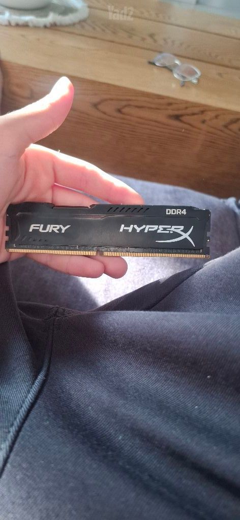 8 גיגה ddr 4