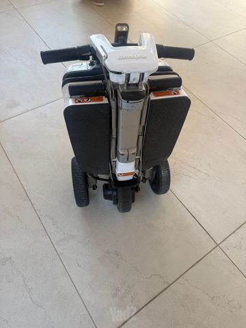 קולנןעית atto