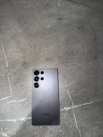 Sumsung galaxy ultra 25