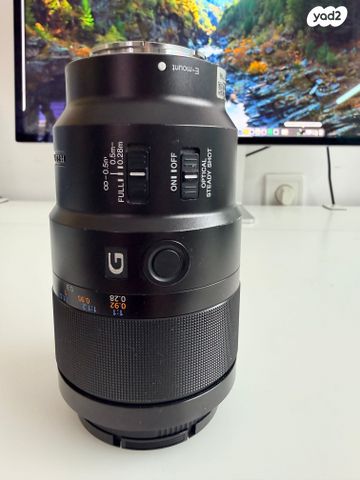 Sony FE 90mm f/2.8 Macro G
