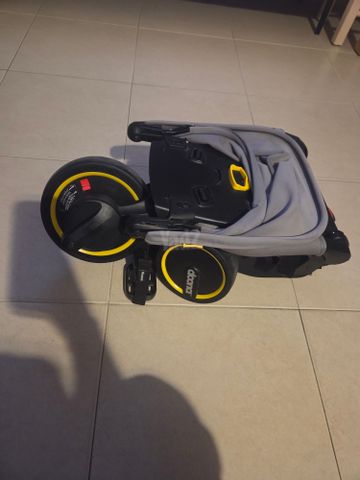 תלת אופן Doona