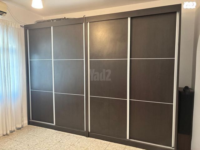 ארון בגדים