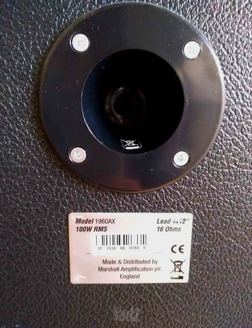 Marshall 1960ax cab