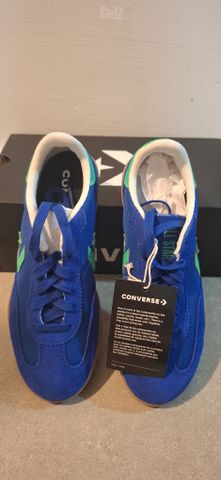 נעלי converse