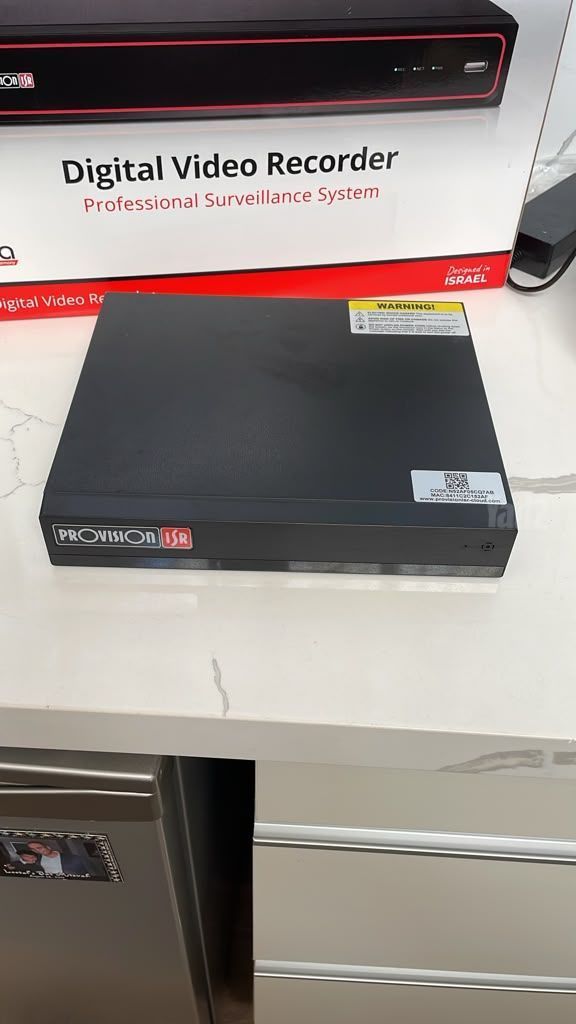 Dvr 4 מצלמות
