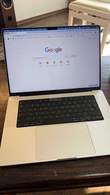MacBook Pro M3 Max 16 - 4TB