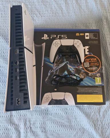 פלייסטיישן 5 slim
