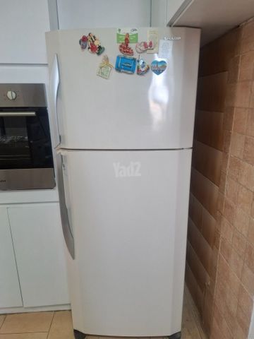 מקרר שארפ