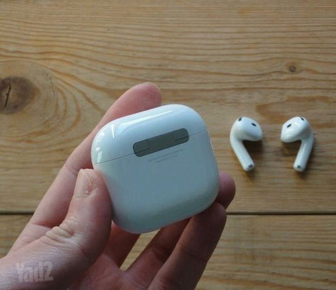 Apple AirPods 4
