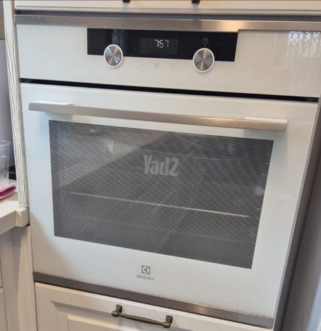תנור Electrolux