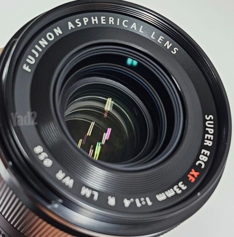 Fujifilm 33mm f/1.4 + פילטר