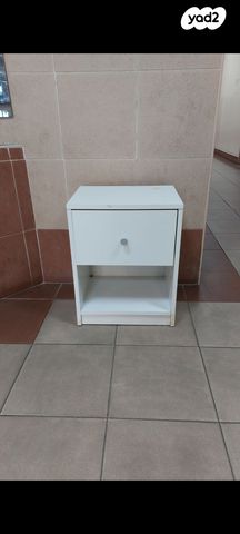 שידת מגירות לחדר השינה