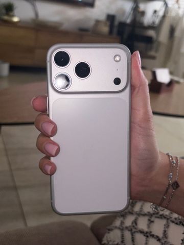 iPhone 17 Pro Max