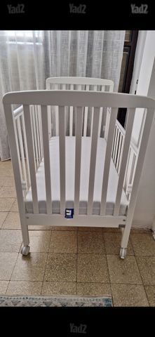 מיטת תינוק
