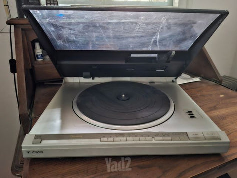 Technics SL-L3 Turntable