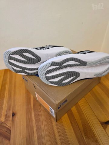 ASICS Gel Nimbus 27 מידה 43