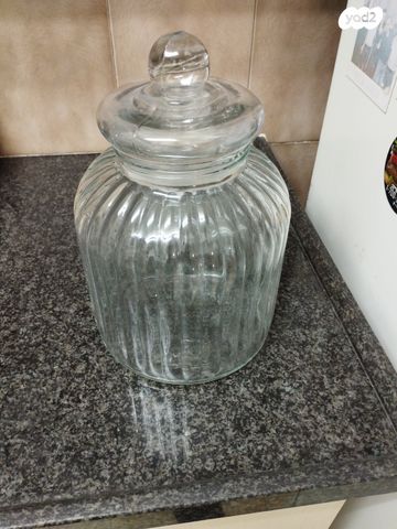 צנצנת ענקית עם  וואקום