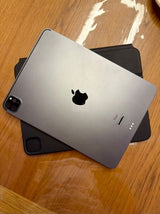 iPad Pro 11" & Magic Keyboard
