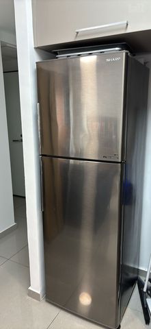 מקרר Sharp SJ-2131-SL