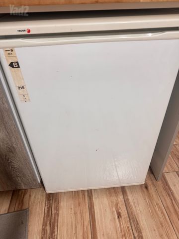 מקרר קטן