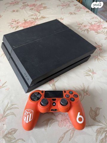 Sony PlayStation 4