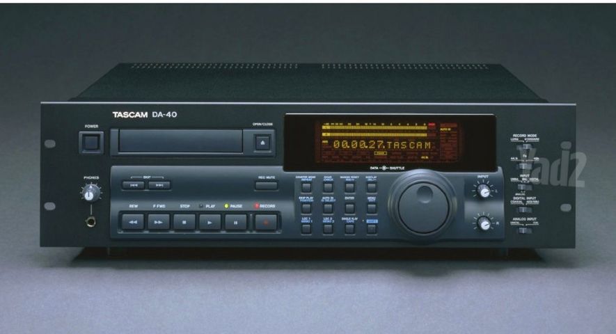 TASCAM DA-40