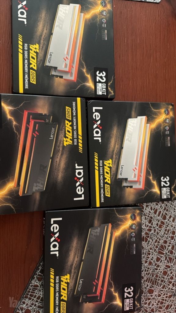 ראם  6000mhz LEXAR 2x16 32gb