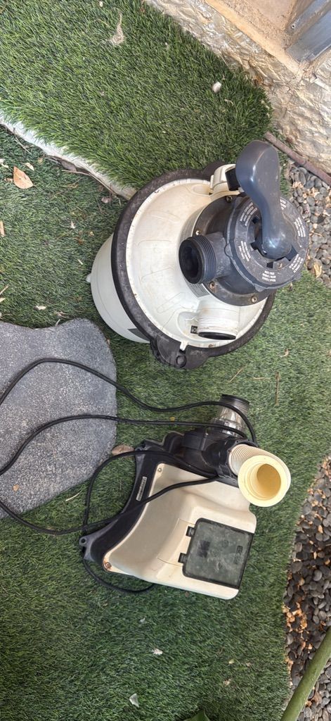 בריכה bestway steel pro
