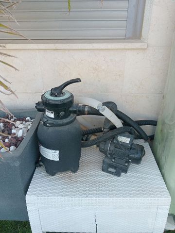 משאבה לבריכה