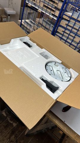 Samsung CF390 27” Monitor
