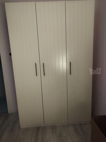ארון בגדים