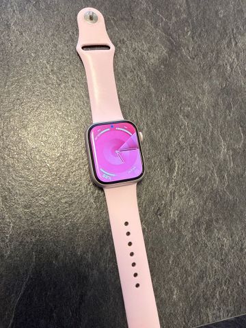 Apple watch 45 esim  9 שעון