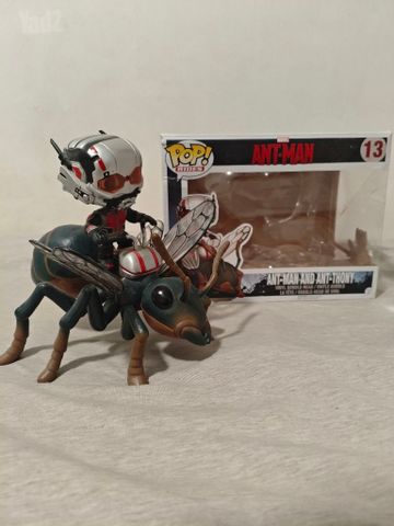 פופ ant man גדול