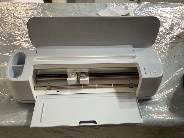 Cricut Maker 3 חדש באריזה
