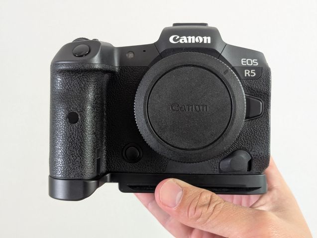 מצלמת קנון Canon EOS R5