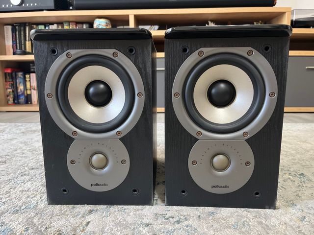 polkaudio TSi100 רמקולים
