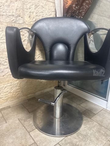 כיסא ספר