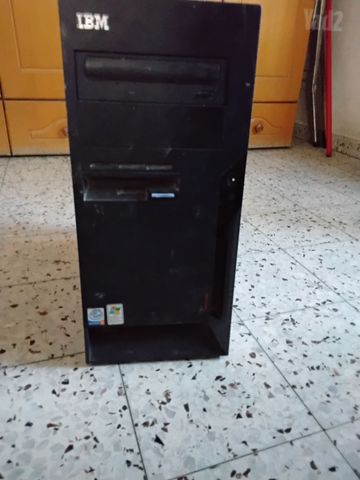 מחשב IBM רטרו דגם 8189