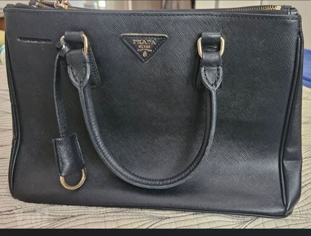 Prada Galleria Saffiano