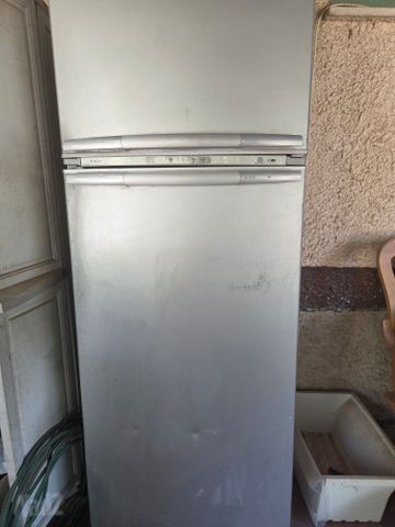 מקרר של Whirlpool
