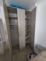 ארון בגדים