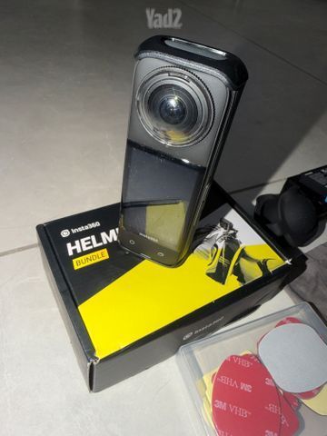 Insta360 x4