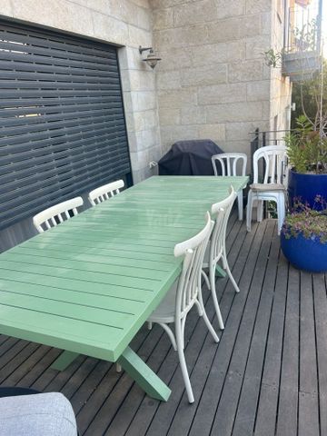 שולחן