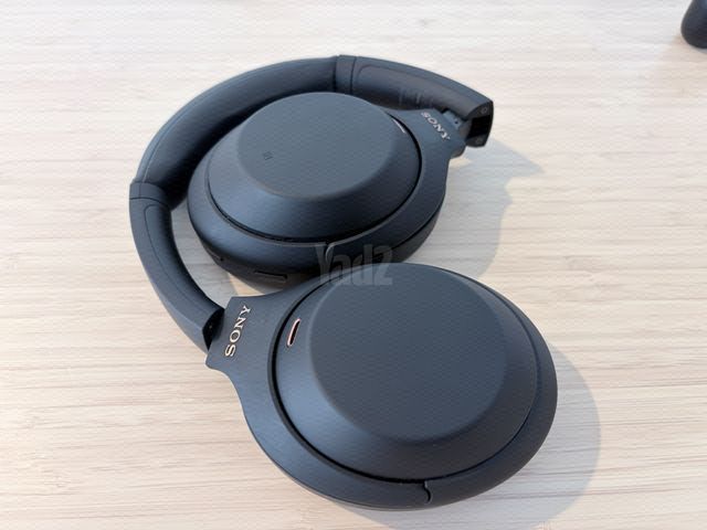 Sony WH-1000XM4
