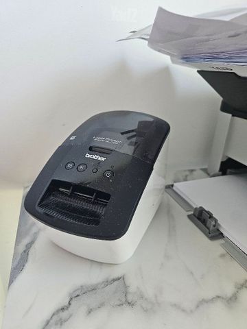 מדפסת מדבקות