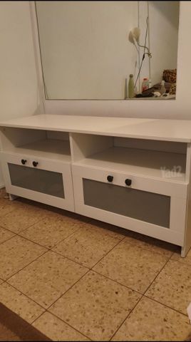 שידת טלויזיה