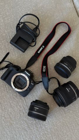 מצלמה canon r50