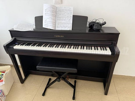 פסנתר Yamaha Clavinova CLP-745